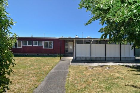 Photo of property in 22 Victoria Street, Carterton, 5713