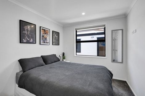 Photo of property in 93e Clemow Road, Fitzroy, New Plymouth, 4312