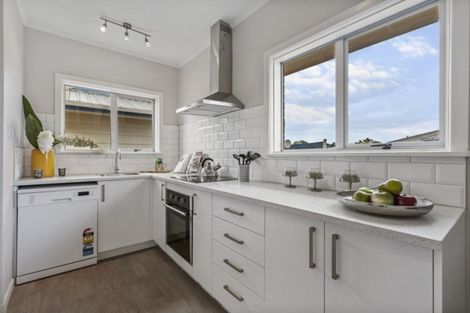 Photo of property in 97 Russell Road, Manurewa, Auckland, 2102