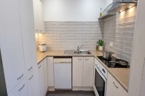 Photo of property in 14/2 Arawa Street, New Lynn, Auckland, 0600