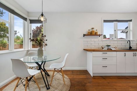 Photo of property in 21 Glenfield Crescent, Mairehau, Christchurch, 8052