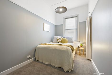 Photo of property in 7 Burwah Street, Berhampore, Wellington, 6023