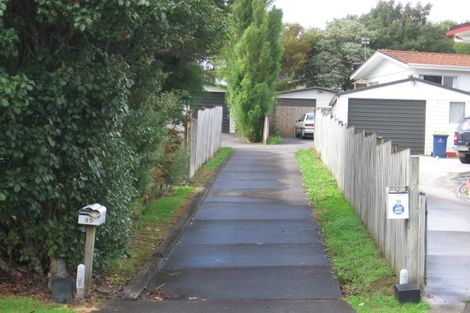 Photo of property in 35 Borich Road, Sunnyvale, Auckland, 0612