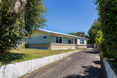 Photo of property in 65 Cole Street, Dannevirke, 4930