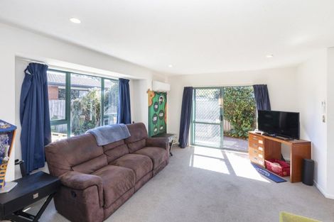 Photo of property in 141 Lincoln Road, Addington, Christchurch, 8024