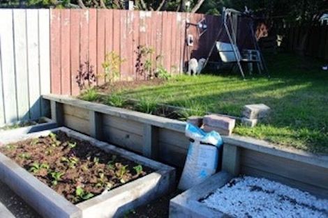 Photo of property in 204 Sutherland Road, Lyall Bay, Wellington, 6022