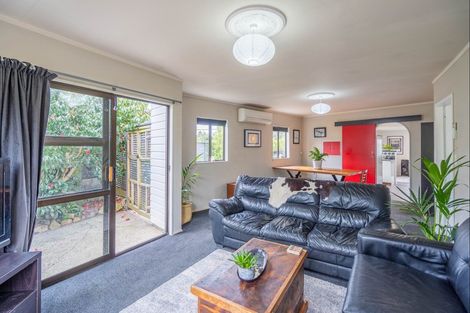 Photo of property in 90 Martin Road, Paraparaumu Beach, Paraparaumu, 5032
