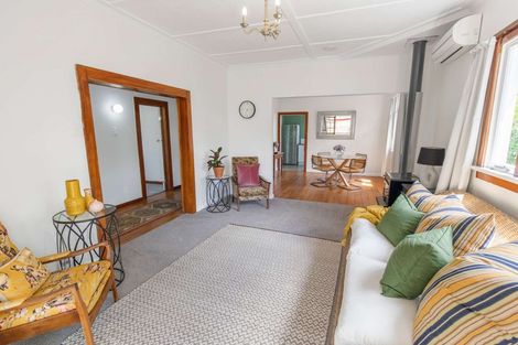 Photo of property in 3 Carlton Avenue, Gonville, Whanganui, 4501