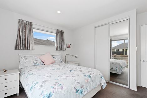 Photo of property in 33a Wilsons Road South, Saint Martins, Christchurch, 8022