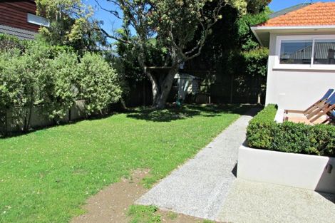 Photo of property in 1/9 Irirangi Road, Greenlane, Auckland, 1061