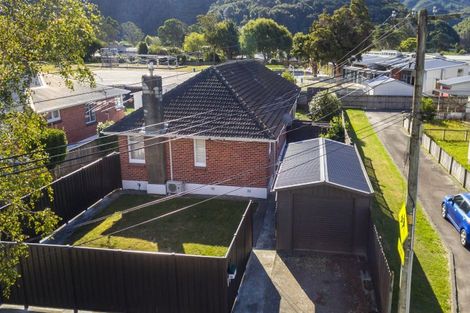 Photo of property in 68a Hikurangi Street, Trentham, Upper Hutt, 5018