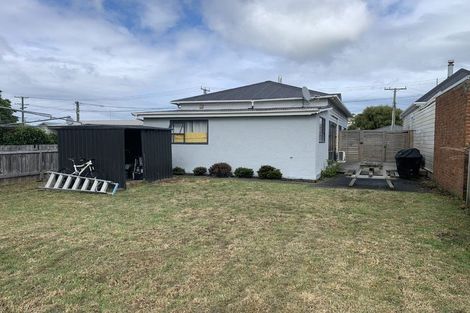 Photo of property in 27 Cutten Street, South Dunedin, Dunedin, 9012