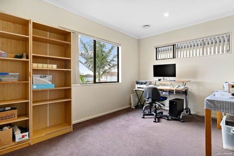 Photo of property in 26 Kensway Drive, Flat Bush, Auckland, 2016