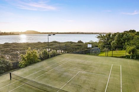 Photo of property in 38 Venus Place, Half Moon Bay, Auckland, 2012