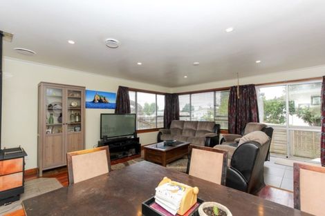 Photo of property in 16 Tuahu Place, Waitara, 4320