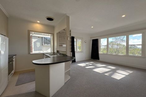 Photo of property in 10 Sherwood Lane, Cashmere, Christchurch, 8022