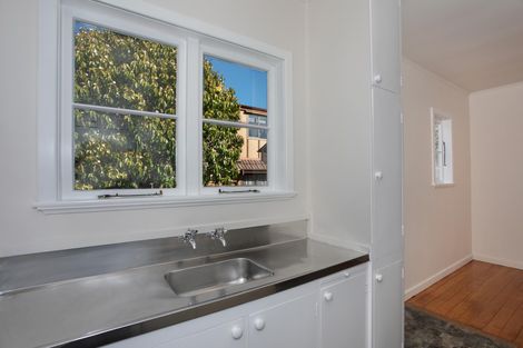 Photo of property in 6/185 Fitzherbert Avenue, West End, Palmerston North, 4410