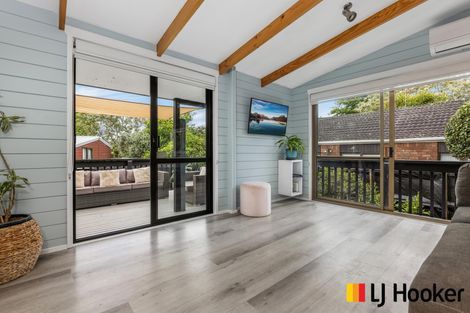 Photo of property in 2/90 Wattle Farm Road, Wattle Downs, Auckland, 2103