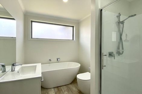 Photo of property in 12 Marata Lane, Te Puke, 3119