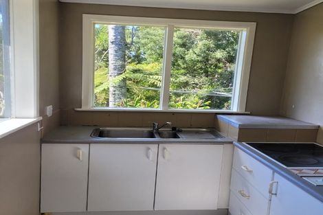 Photo of property in 240 Godley Road, Titirangi, Auckland, 0604