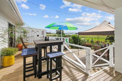 Photo of property in 48 Wharf Road, Clarks Beach, Pukekohe, 2679