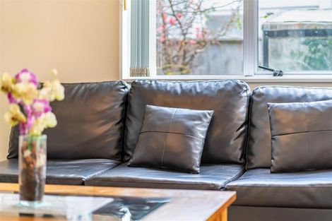 Photo of property in 2/35 Tahi Street, Miramar, Wellington, 6022