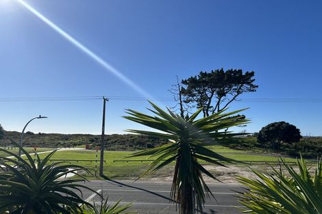 Photo of property in 716a Papamoa Beach Road, Papamoa Beach, Papamoa, 3118