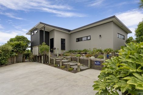 Photo of property in 14 Duncans Way, Otaki Beach, Otaki, 5512