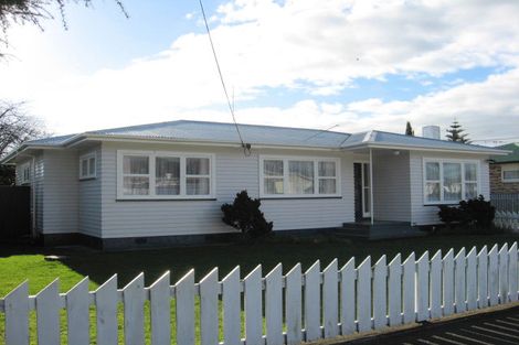 Photo of property in 2 Marsden Street, Levin, 5510