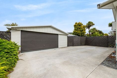 Photo of property in 11 Townshend Crescent, Halswell, Christchurch, 8025