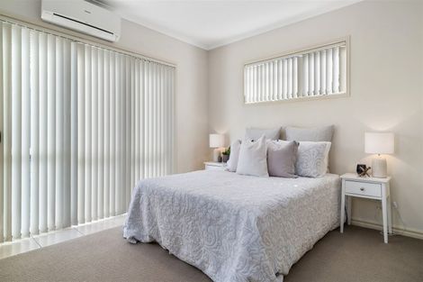 Photo of property in 51 Gravatt Road, Papamoa Beach, Papamoa, 3118