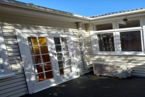 Photo of property in 82 Mortimer Terrace, Brooklyn, Wellington, 6021