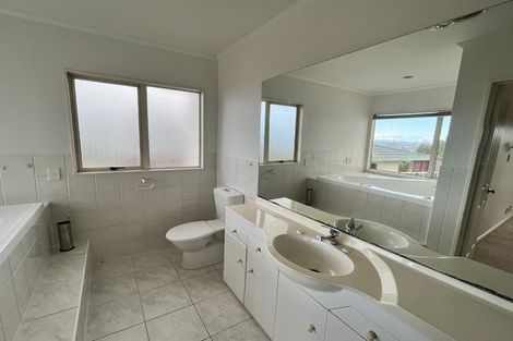 Photo of property in 9 Elsfield Place, Torbay, Auckland, 0630