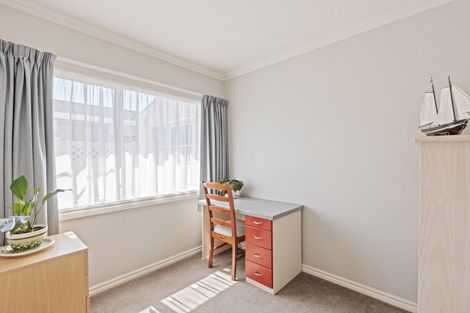 Photo of property in 11a Norman Street, Lower Vogeltown, New Plymouth, 4310