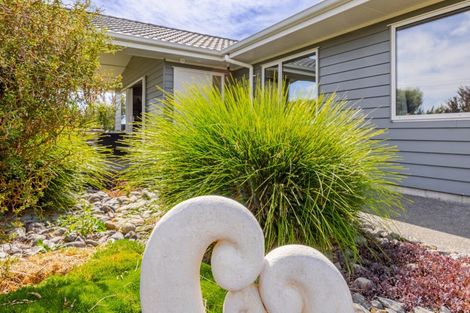 Photo of property in 13 Bell Street, Otane, 4202