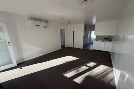 Photo of property in 83 Lincoln Road, Henderson, Auckland, 0610