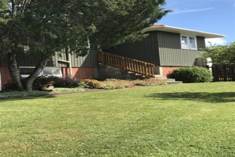 Photo of property in 46 Advene Road, Cockle Bay, Auckland, 2014