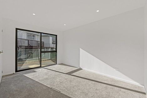 Photo of property in 8c Datura Place, Sunnynook, Auckland, 0620