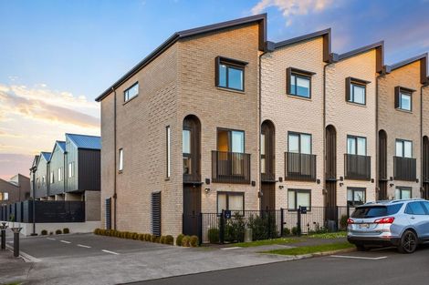 Photo of property in 33/28 Westgate Drive, Westgate, Auckland, 0614
