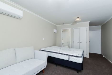 Photo of property in 2/21 Park Terrace, Hamilton Central, Hamilton, 3204