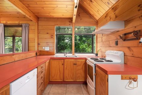 Photo of property in 1 Waikare Place, Welcome Bay, Tauranga, 3112