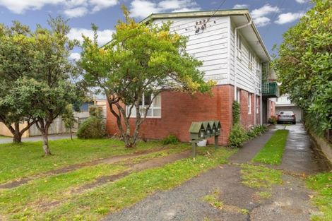 Photo of property in 14 Miro Street, Eastbourne, Lower Hutt, 5013