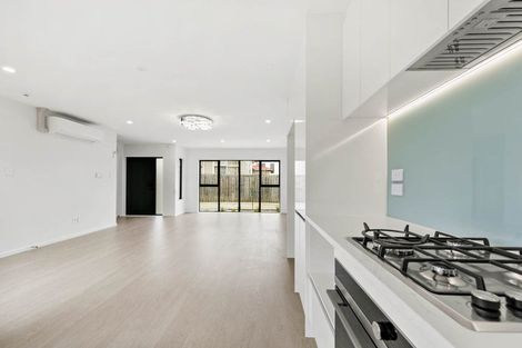 Photo of property in 90b Seymour Road, Sunnyvale, Auckland, 0612