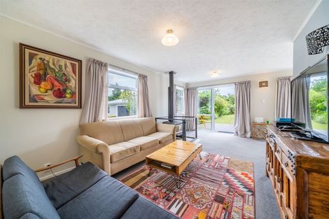 Photo of property in 15 Poole Crescent, Wainuiomata, Lower Hutt, 5014