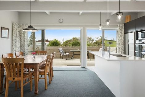 Photo of property in 15 Snell Crescent, Waihi Beach, 3611