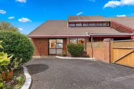 Photo of property in 9 Monet Grove, West Harbour, Auckland, 0618