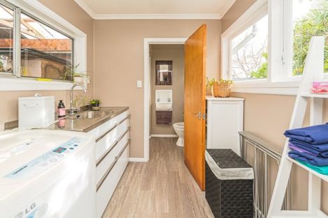 Photo of property in 11 Stark Street, Durie Hill, Whanganui, 4500