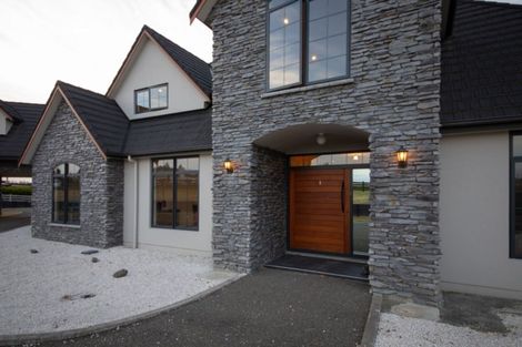 Photo of property in 51 Tutakarae Road, Kelvin Grove, Palmerston North, 4470