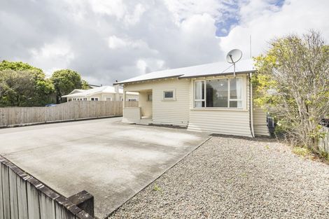 Photo of property in 990 Tremaine Avenue, Roslyn, Palmerston North, 4414