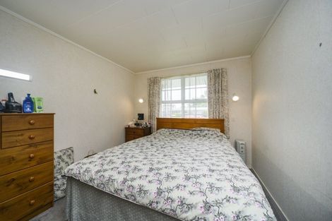 Photo of property in 17 Anaru Place, Awapuni, Palmerston North, 4412